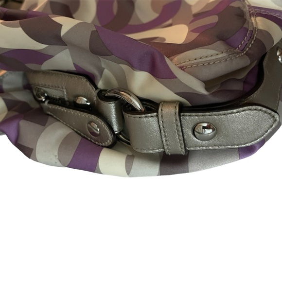 RARE COACH Poppy Like new Madison signature shoulder bag, purple, cream, gray - Picture 9 of 16